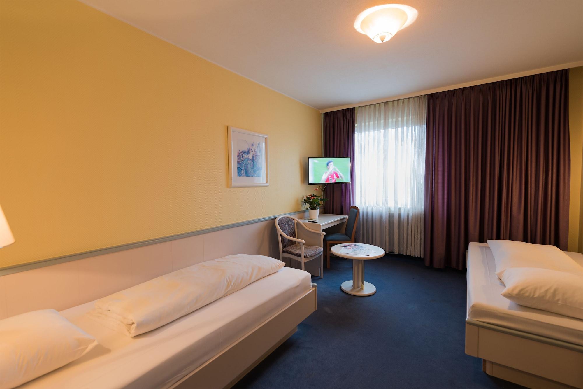 Tagungshotel Hoechster Hof Frankfurt am Main Exterior photo