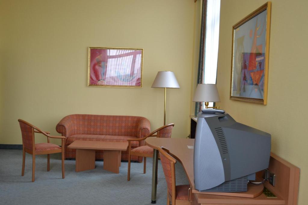 Tagungshotel Hoechster Hof Frankfurt am Main Room photo